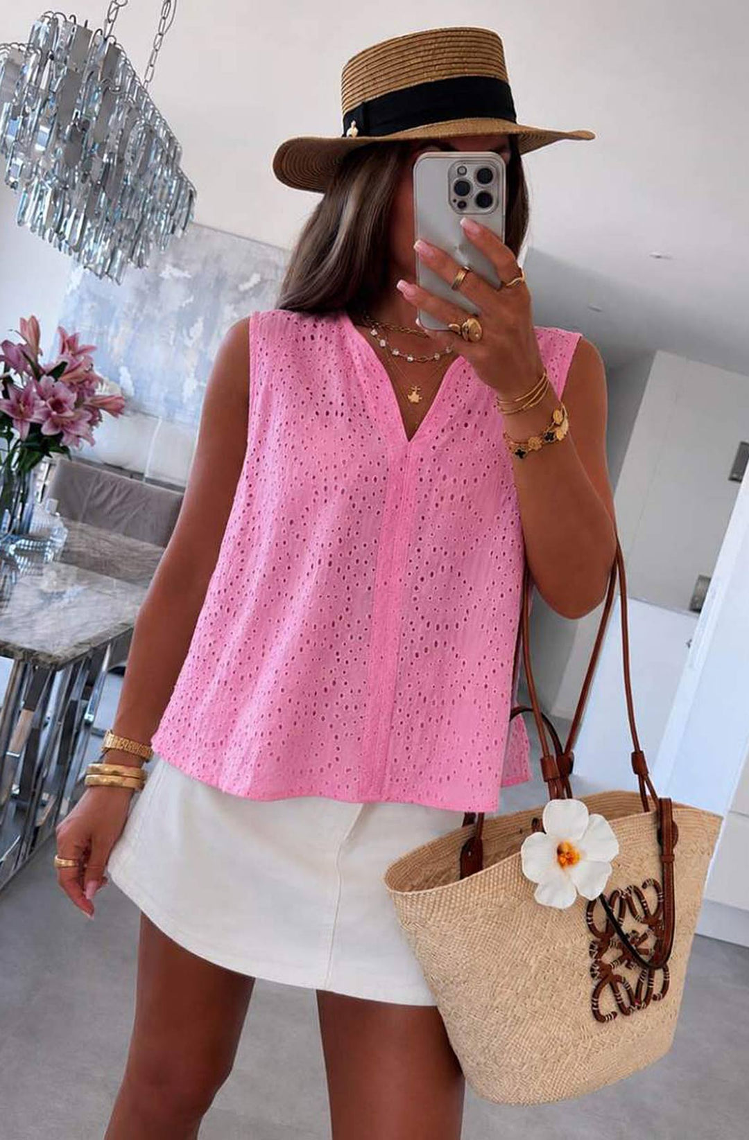 Amelia Broderie Anglaise V-Neck Sleeveless High-Low Knit Top-Pink