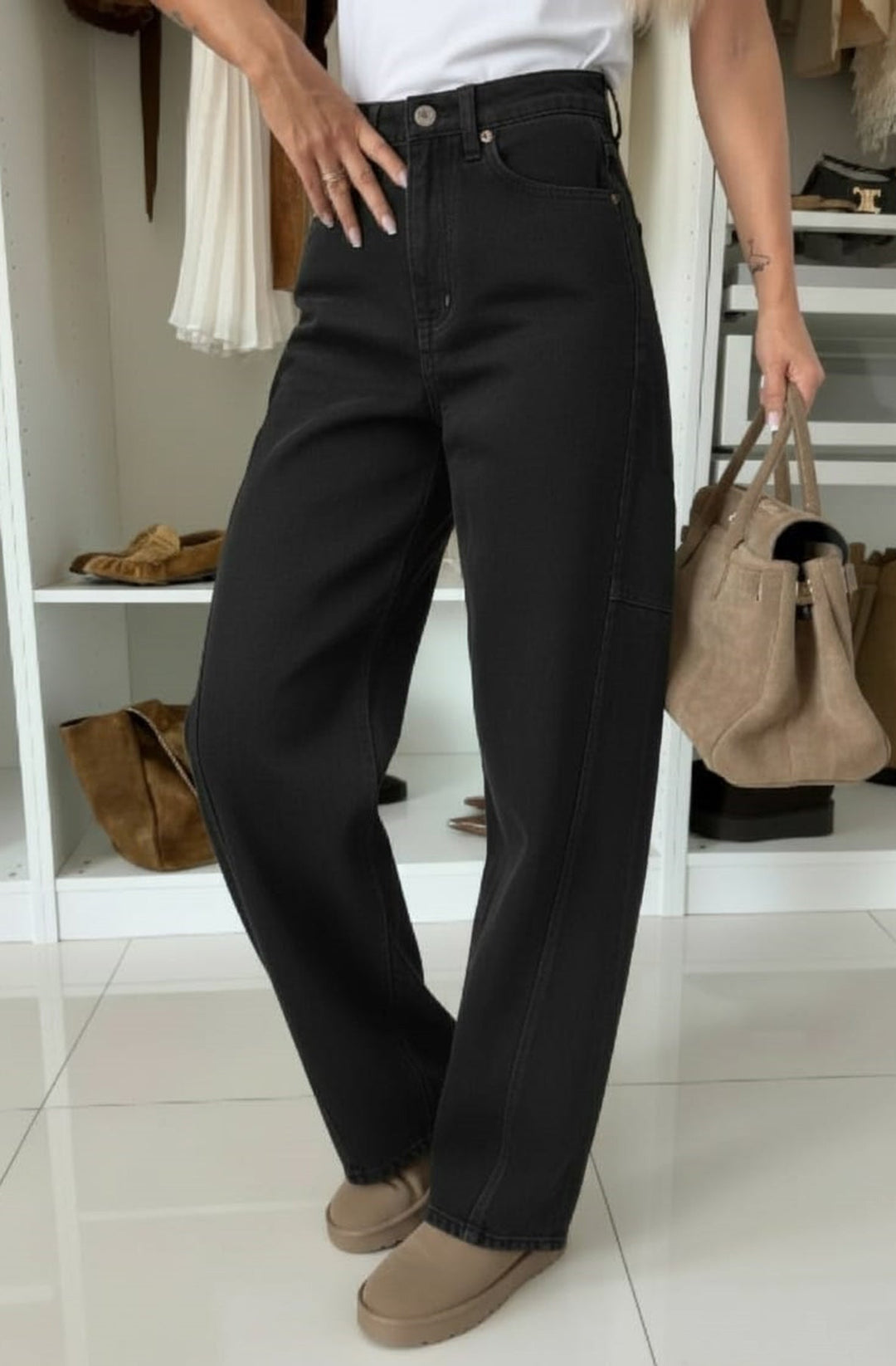 Calla Balloon Loose Fit High Waisted Denim Jeans-Black